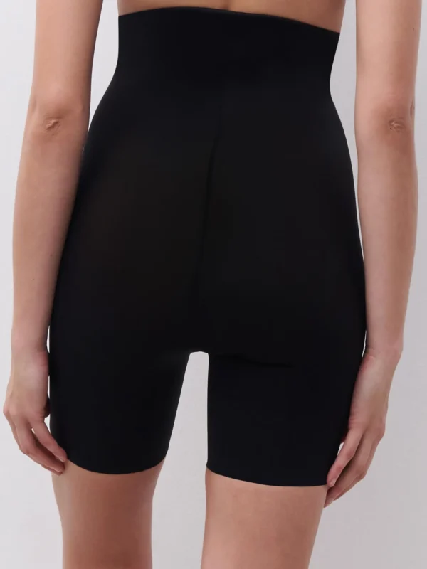 Chantelle high waisted thigh slimmer in black