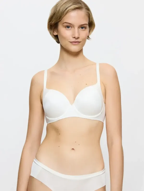 BODY MAKE-UP SOFT TOUCH Wired padded bra in White