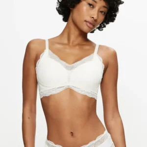 TRIUMPH LIFT SMART Padded Bra in white